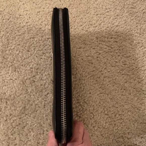 Michael Kors Black Pebble Leather Long Wallet - Like New - Picture 4 of 17